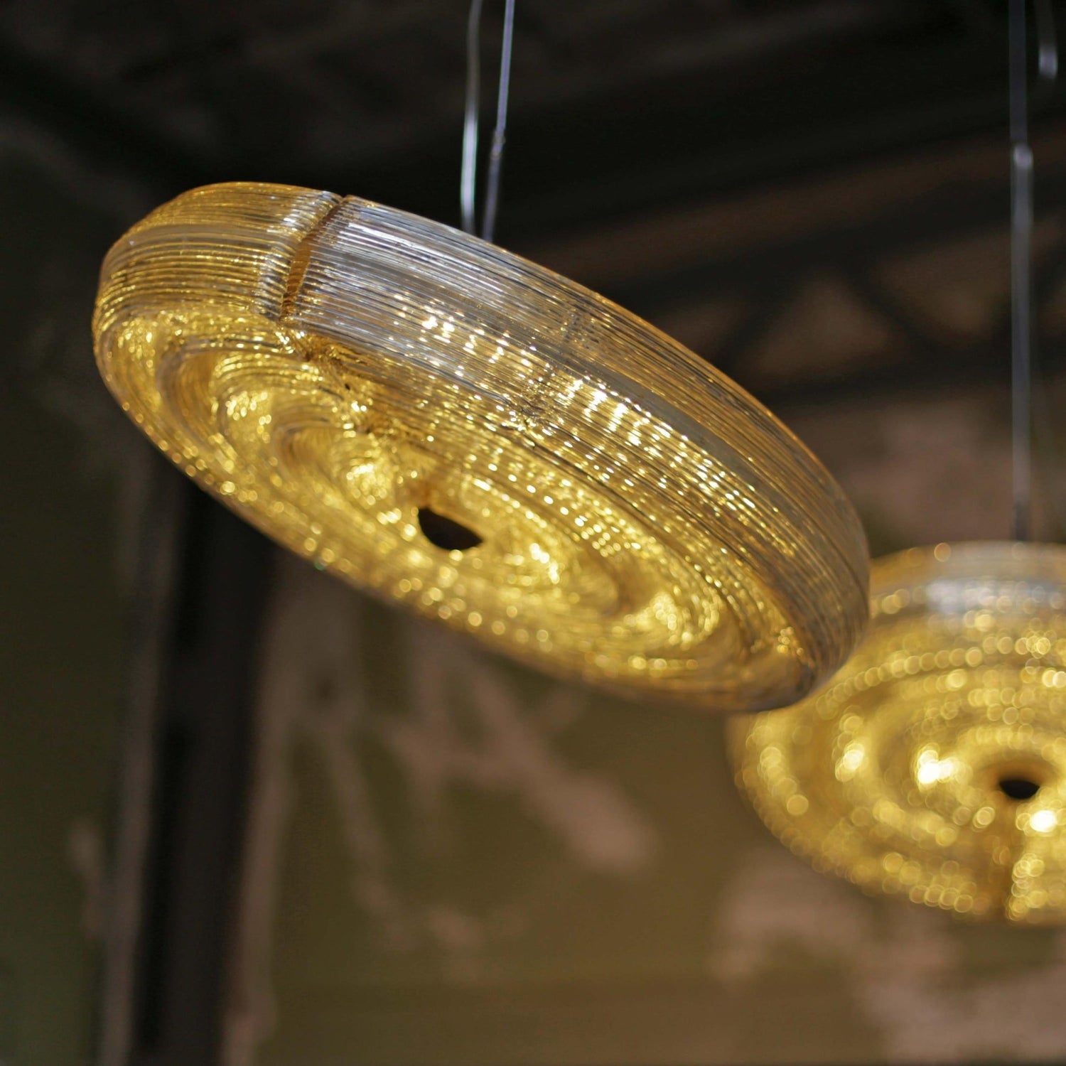 Buitenaardse sferen met Fresnel hanglamp - gimmii