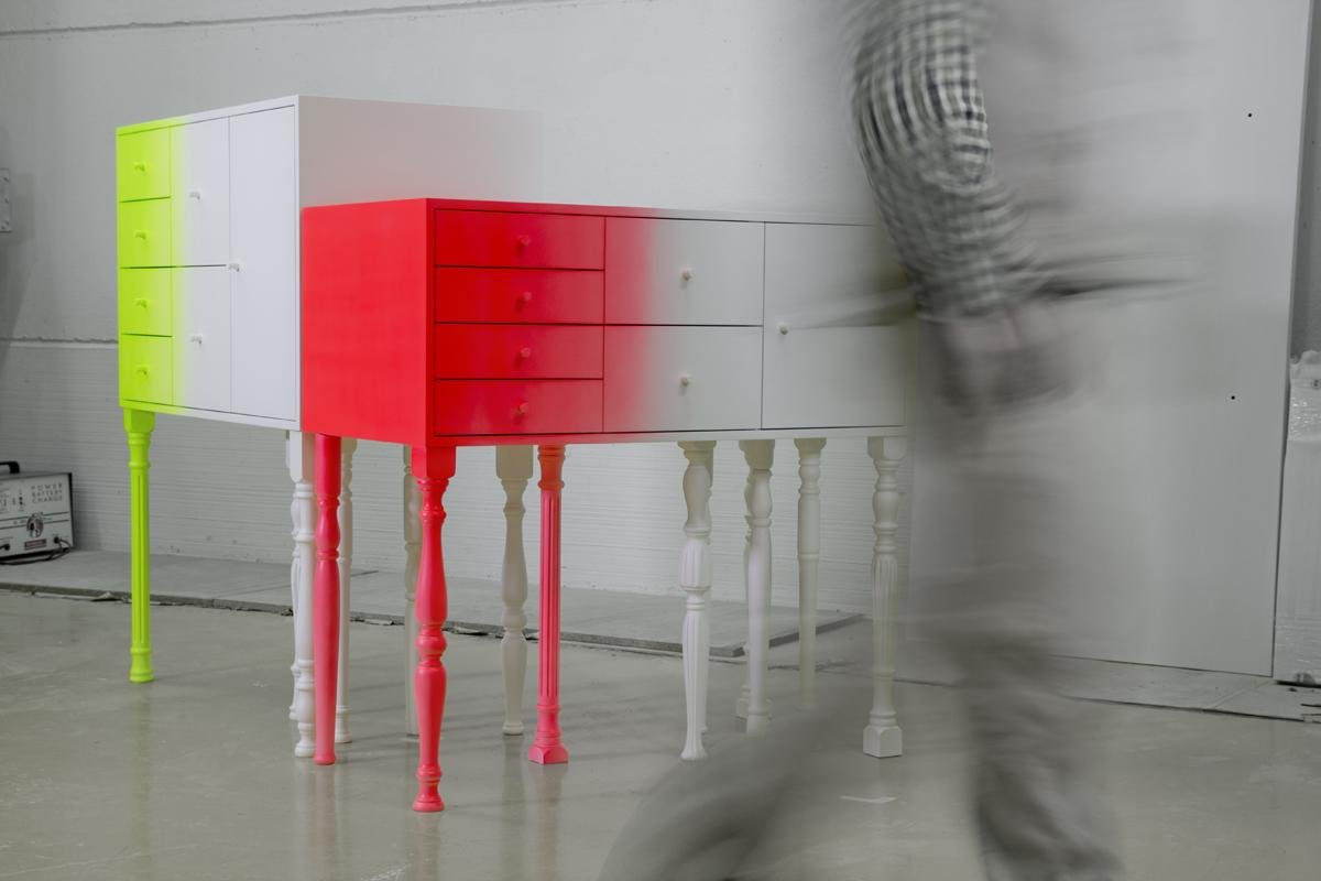 Fluorescerende kast van Moloform - gimmii