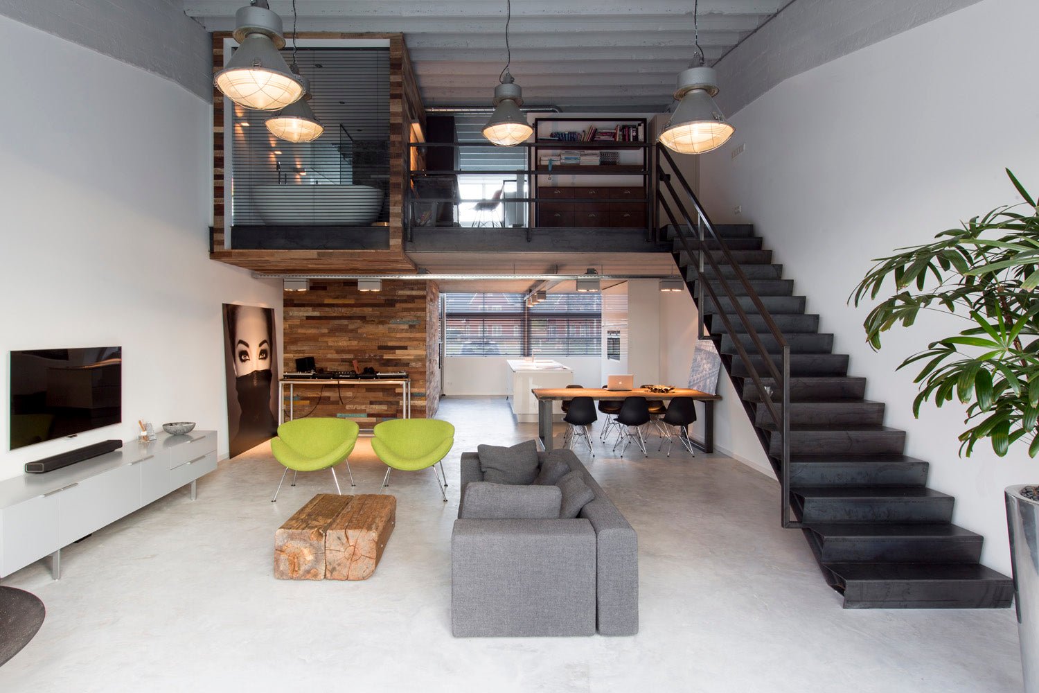 Loft in oude fabriekshal - gimmii