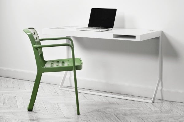 Mini MILK bureau voor Apple fanboys - gimmii