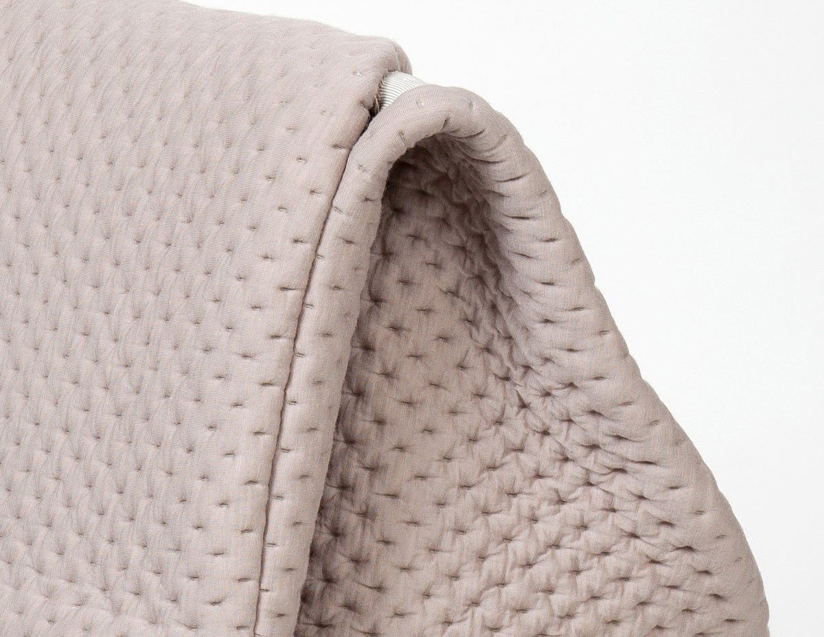 Chair Wear Hoodini - gimmiiBernotat&Co