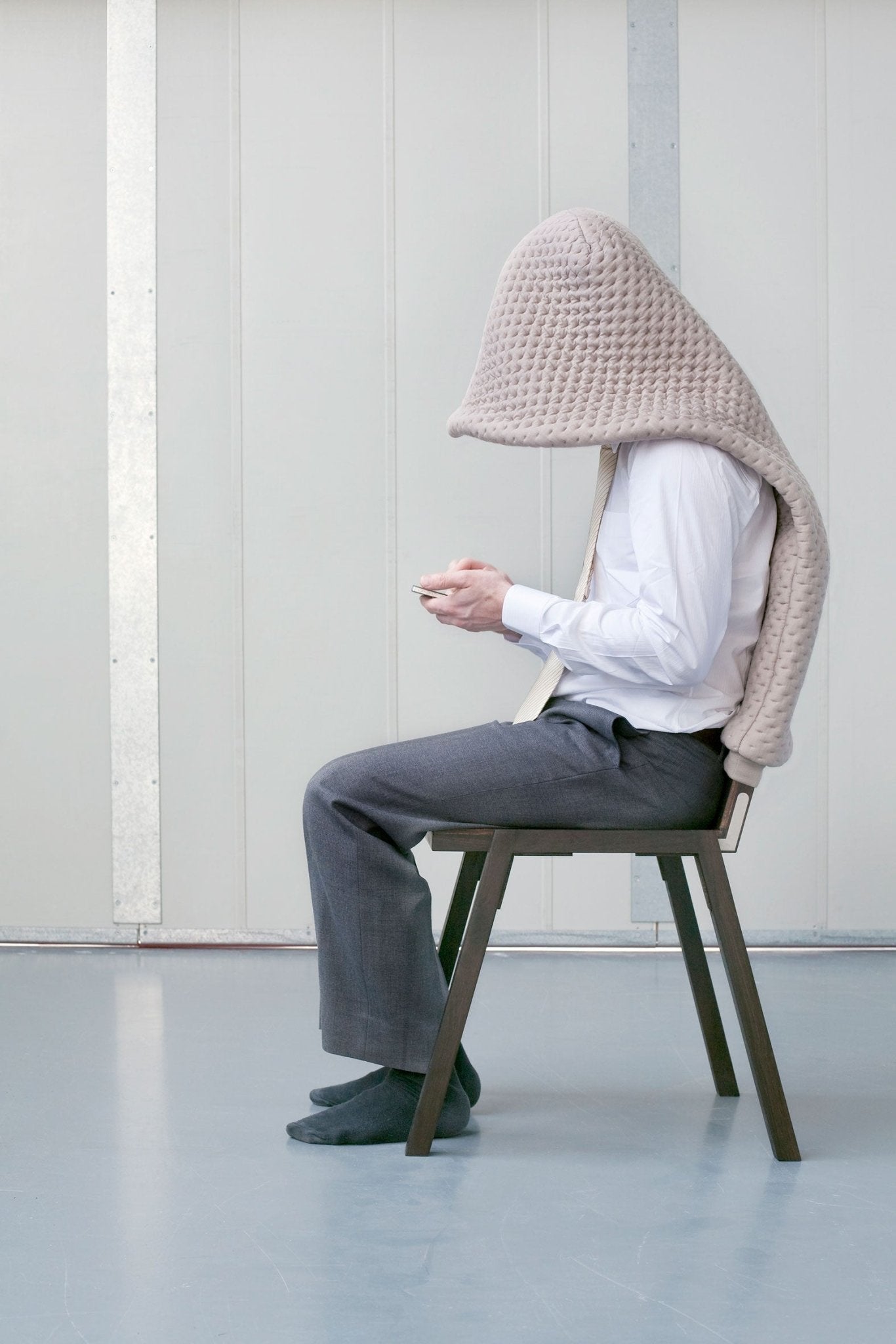 Chair Wear Hoodini - gimmiiBernotat&Co