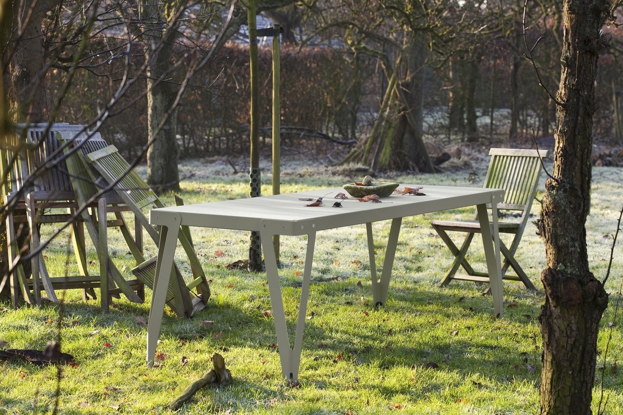 Functionals Lloyd Outdoor tuinset tafel + 2 eetbanken - gimmiiFunctionals