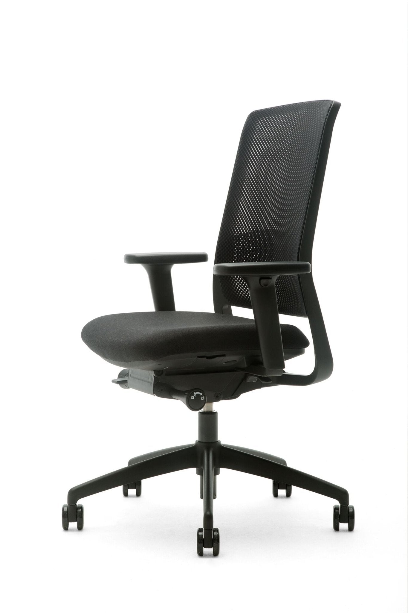 Gispen Zinn Smart bureaustoel zwart voetkruis - gimmiigimmii