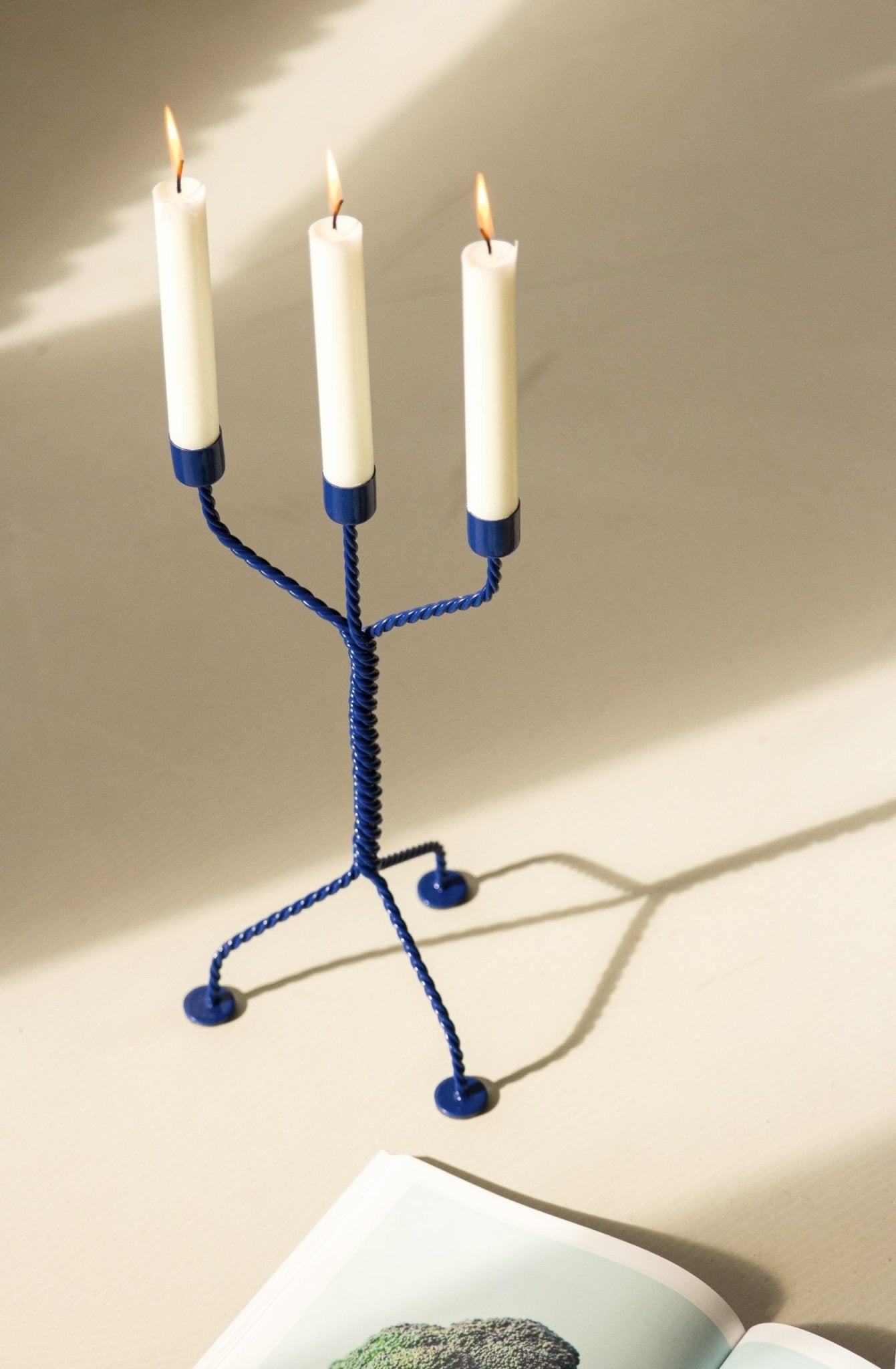 TWISTED CANDLEHOLDER - gimmiigimmii
