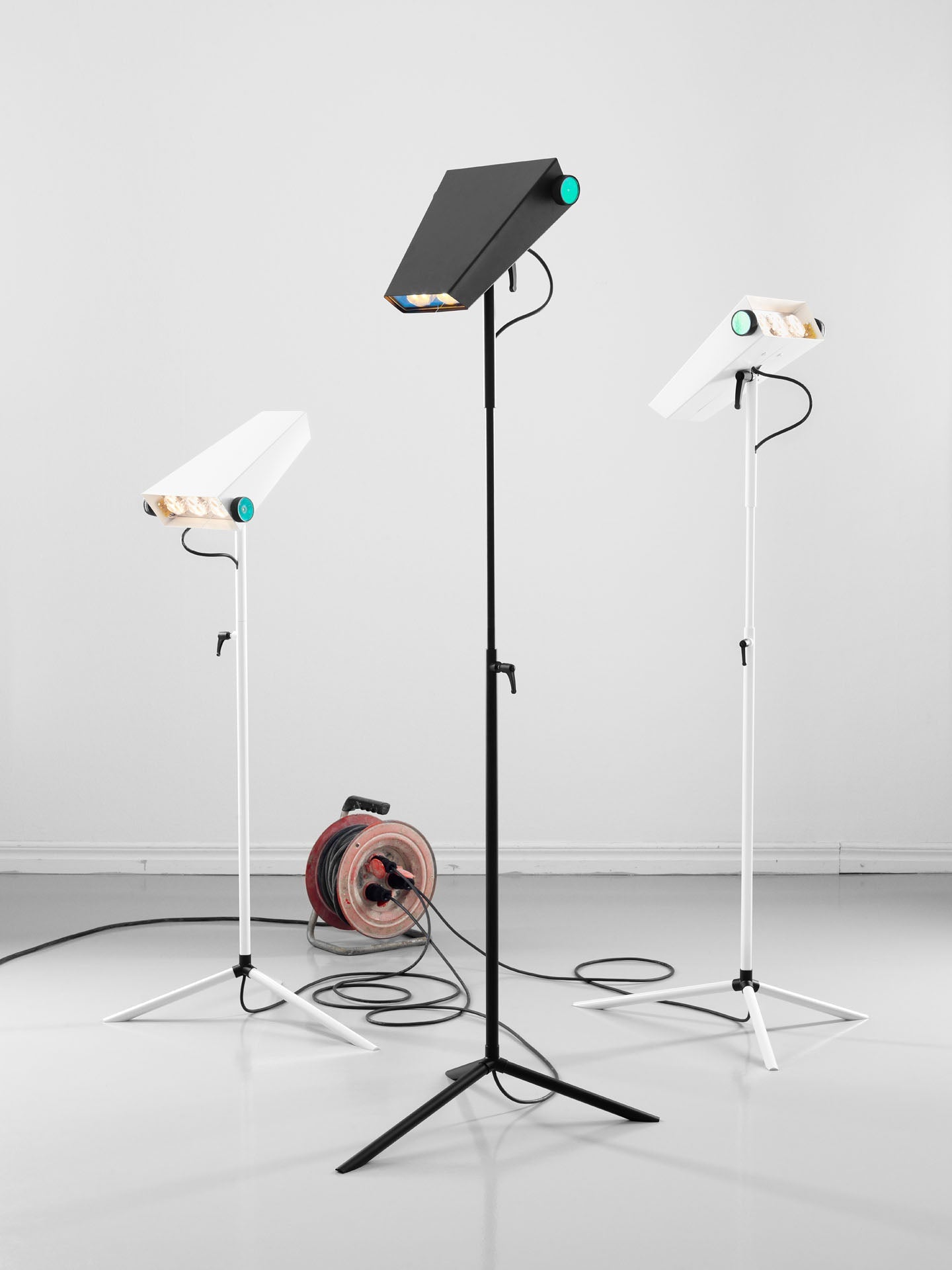 Futuristische robotlamp van Jangir Maddadi Design Bureau - gimmii